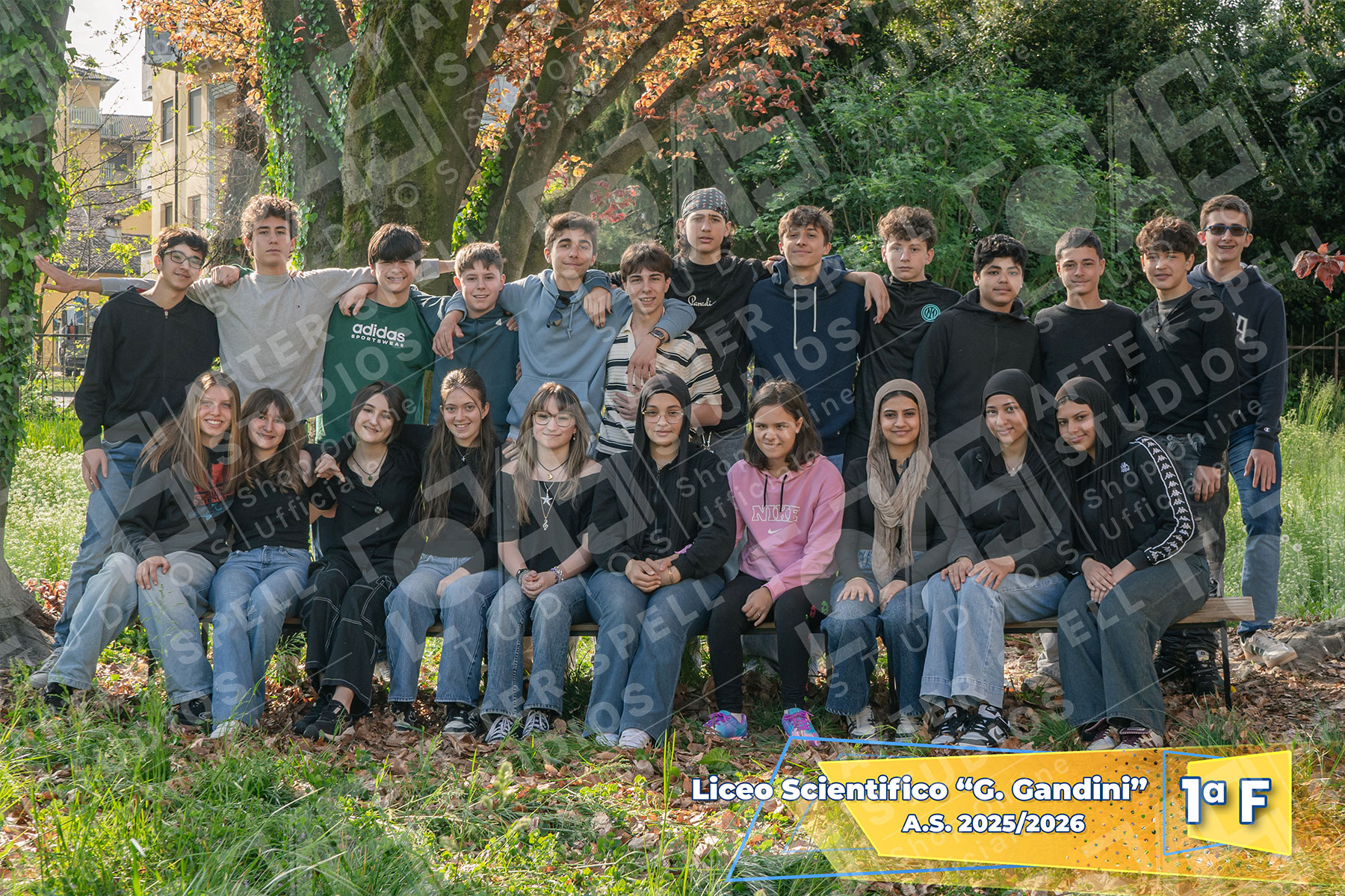 Classe 1 F - Pacchetto Foto Digitali
